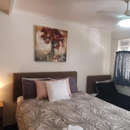 Bargara Motor Inn - Pet Friendly Екстериор снимка