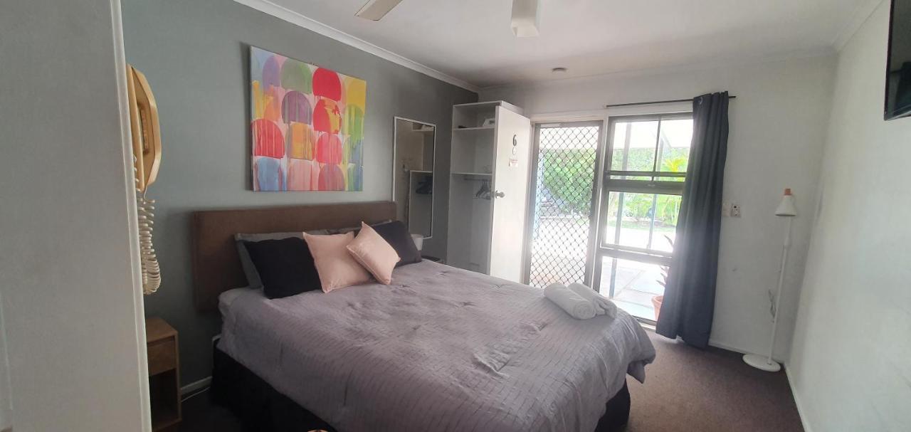 Bargara Motor Inn - Pet Friendly Екстериор снимка