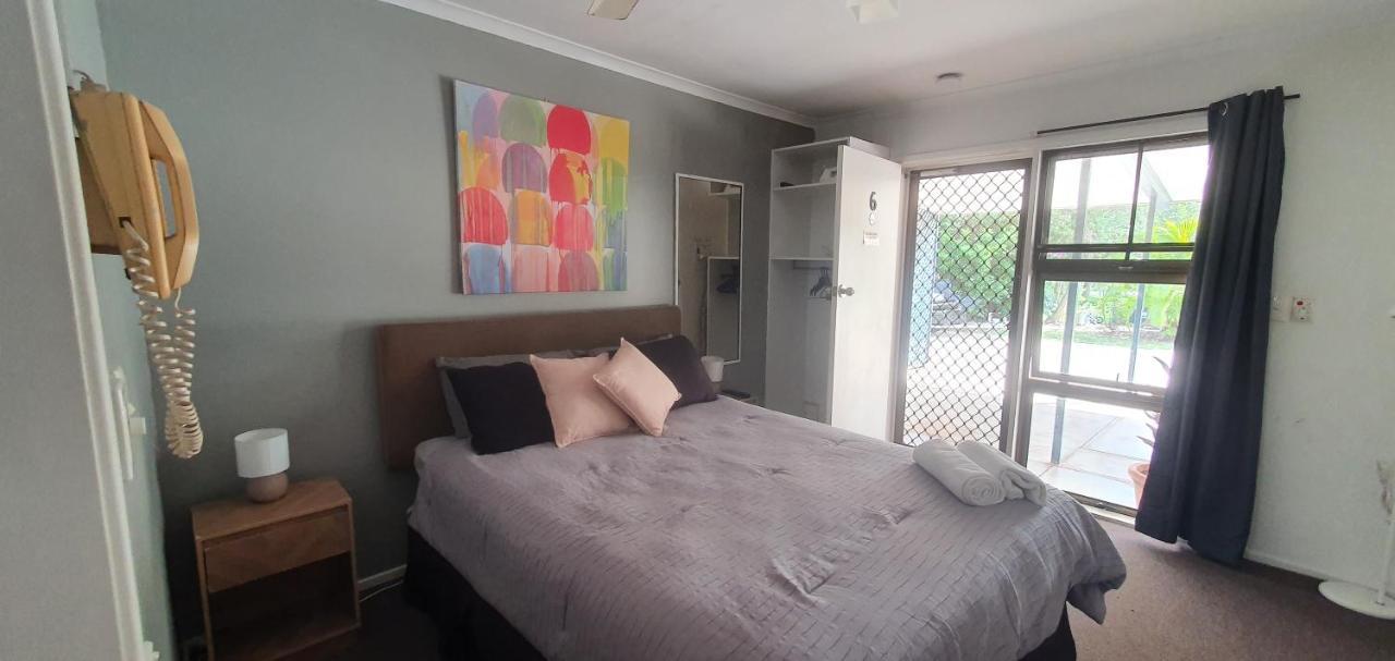 Bargara Motor Inn - Pet Friendly Екстериор снимка