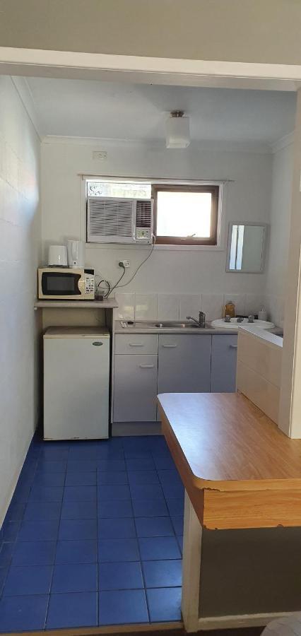 Bargara Motor Inn - Pet Friendly Екстериор снимка