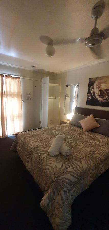 Bargara Motor Inn - Pet Friendly Екстериор снимка