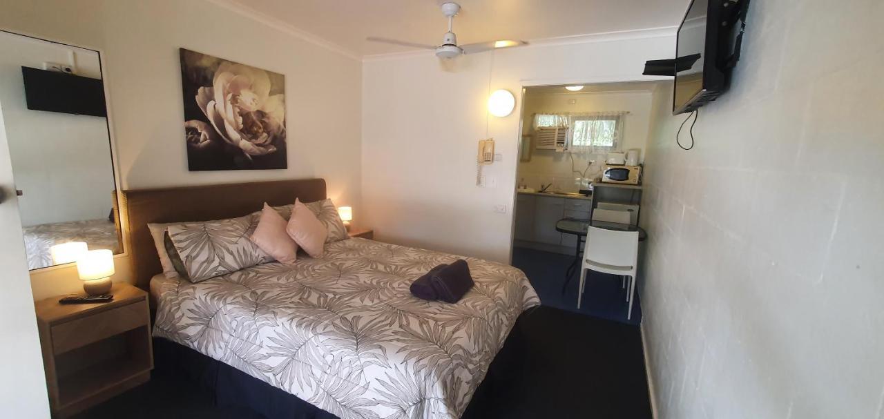 Bargara Motor Inn - Pet Friendly Екстериор снимка